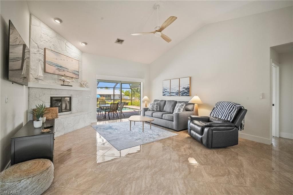 20640 Porthole Ct, Estero, photo 3
