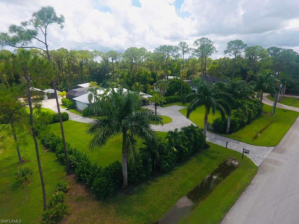 25211 Pinson Dr, Bonita Springs, photo 3