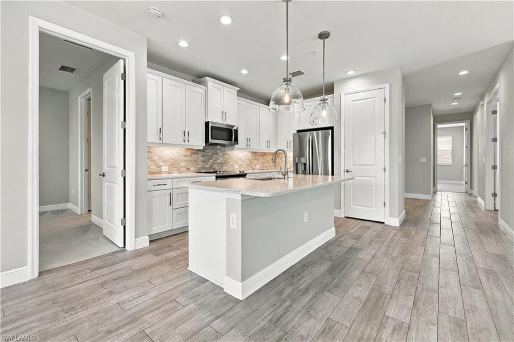 2626 Seychelles Cir #1405, Naples, photo 2