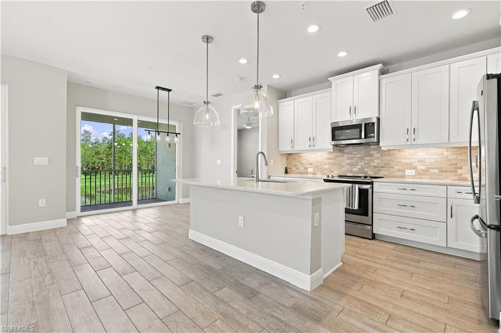 2626 Seychelles Cir #1405, Naples, photo 3