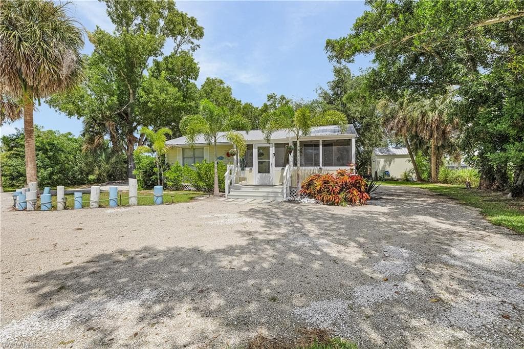 3300 6th Ave, St. James City, photo 2