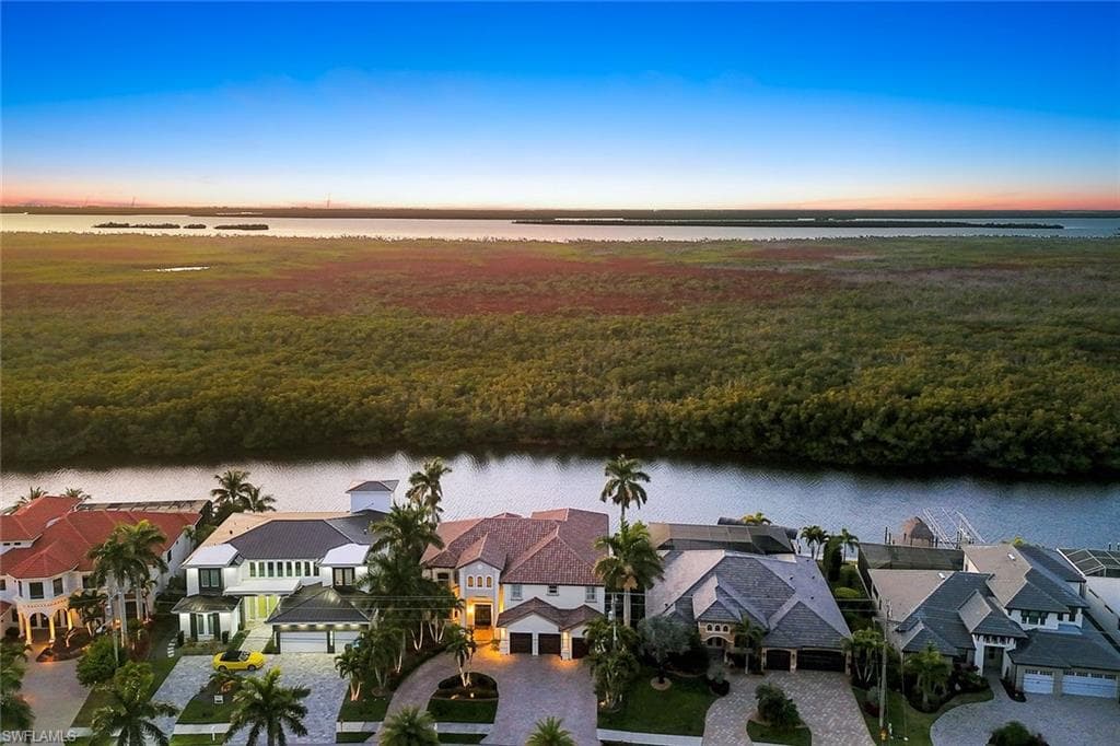 3820 Surfside Blvd, Cape Coral, photo 2