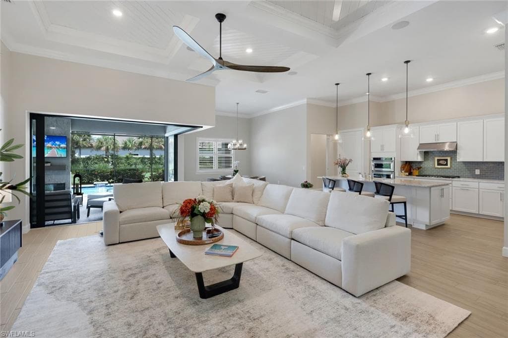 9151 Snowy Owl Way, Naples, photo 2