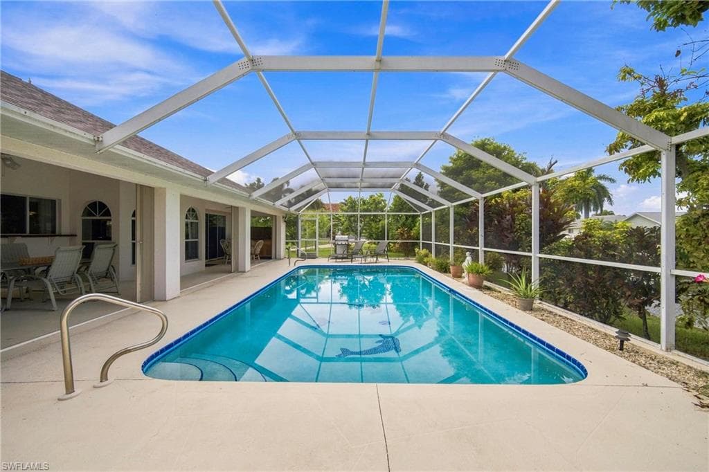 2138 5th Pl, Cape Coral, photo 2