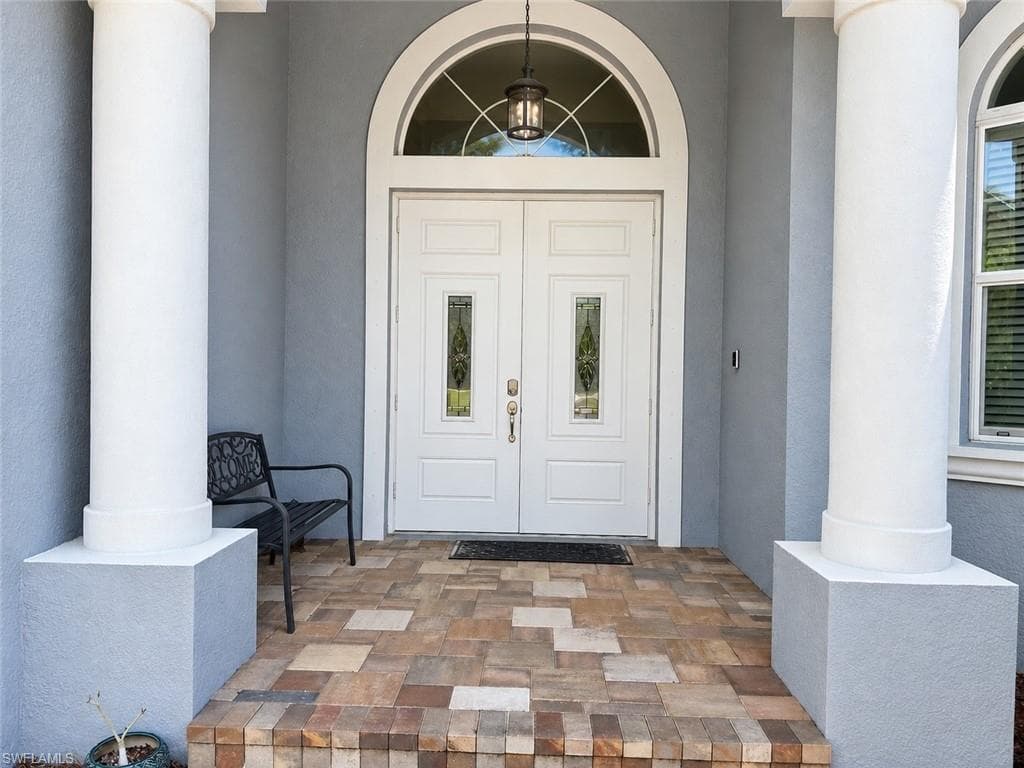 690 Wilson Blvd, Naples, photo 2