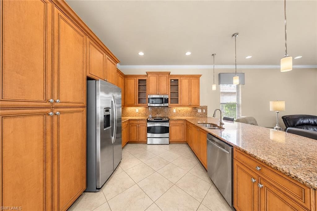 11292 Sparkleberry Dr, Fort Myers, photo 3