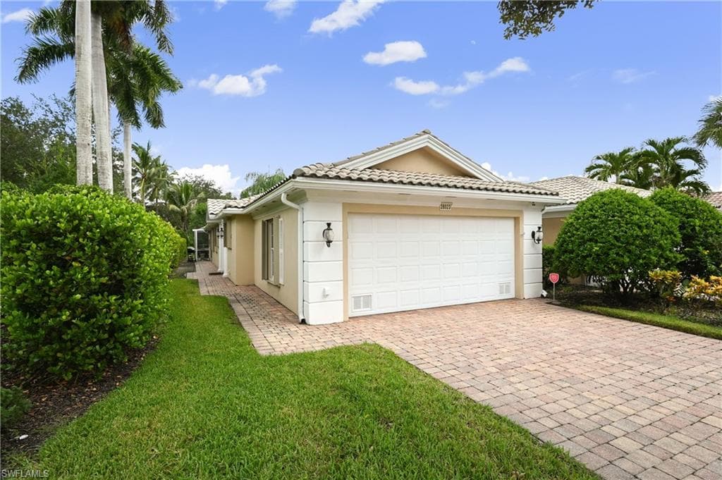 28023 Dorado Dr, Bonita Springs, photo 2
