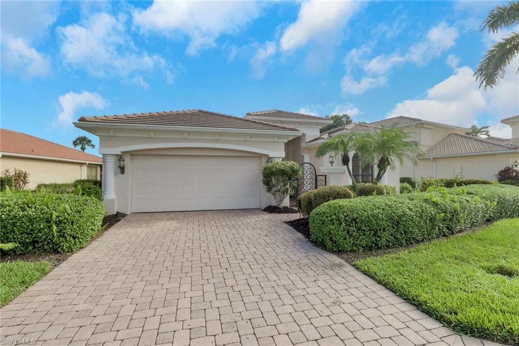 14061 Lavante Ct, Bonita Springs, photo 2