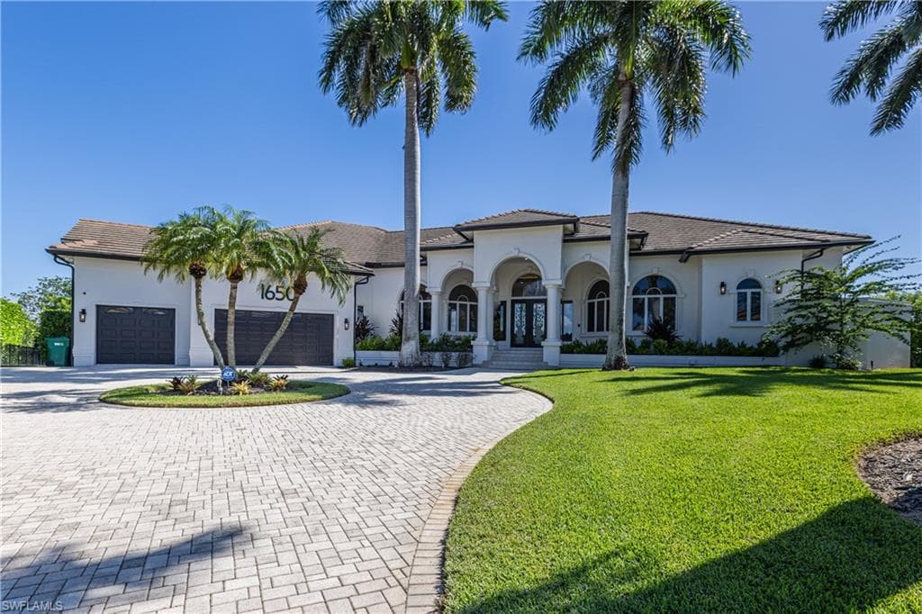 1650 Caxambas Ct, Marco Island, photo 2