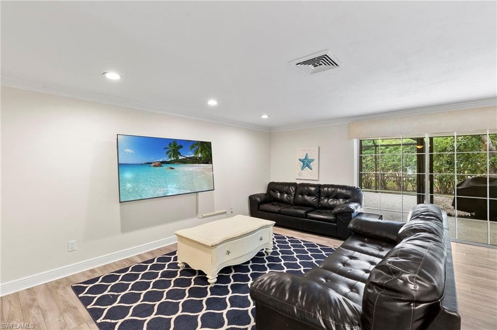 186 Beachcomber St, Marco Island, photo 3