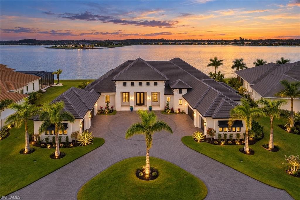 18410 Blue Eye Loop, Estero