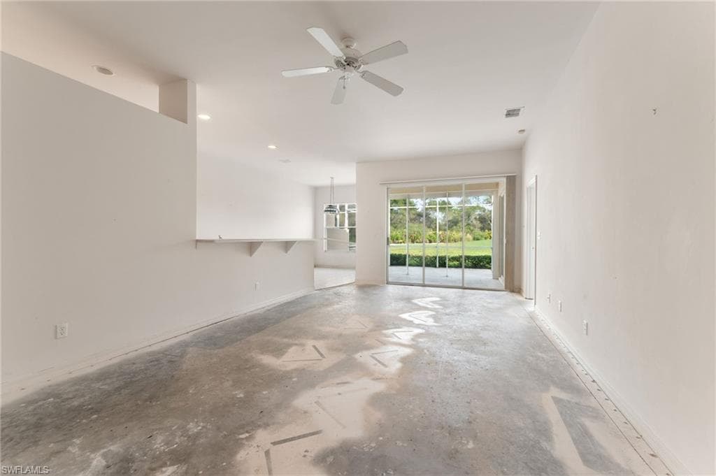 26504 Clarkston Dr, Bonita Springs, photo 2