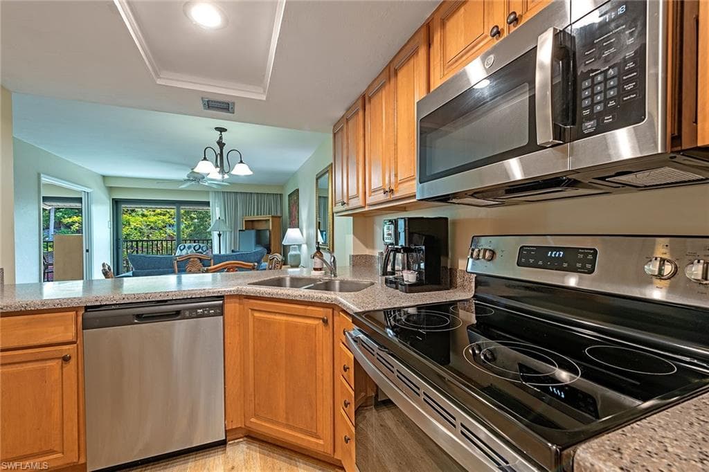 600 Neapolitan Way #212, Naples, photo 3