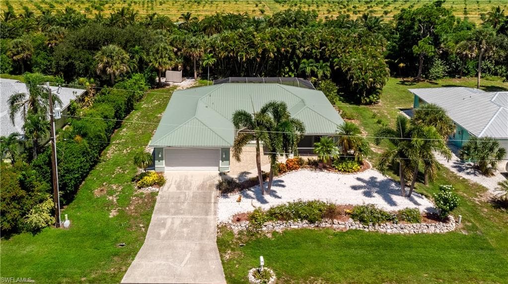 7660 Grande Pine Rd, Bokeelia, photo 2