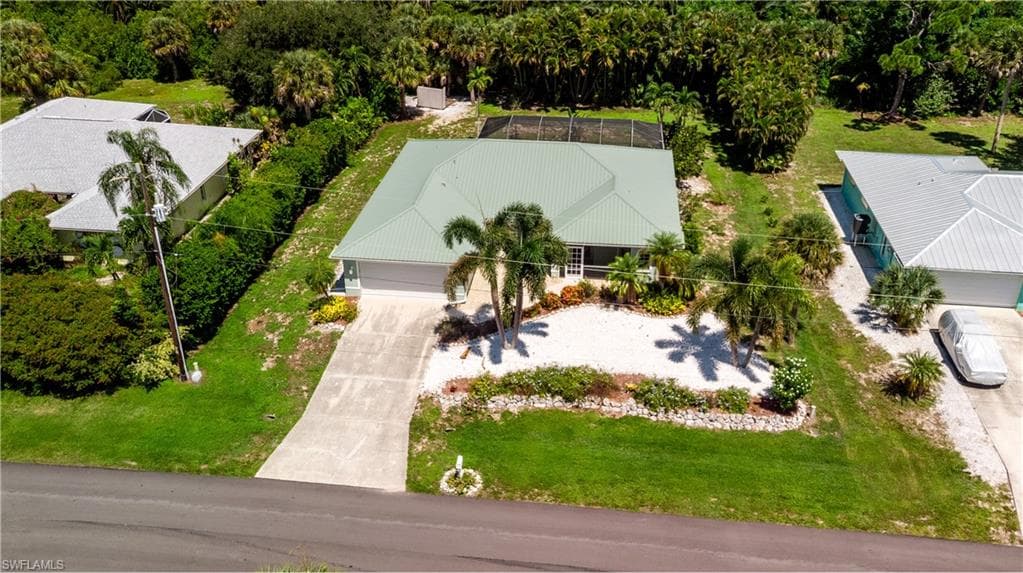7660 Grande Pine Rd, Bokeelia, photo 3
