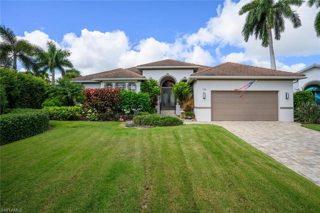 136 Shorecrest Ct, Marco Island, photo 2