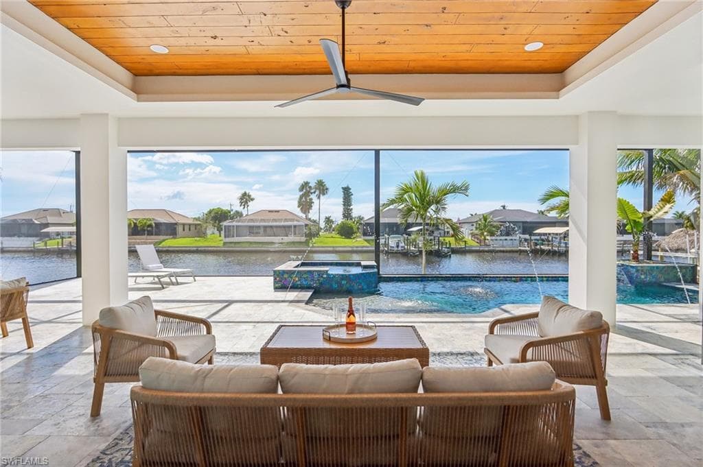 1304 40th Pl, Cape Coral, photo 2