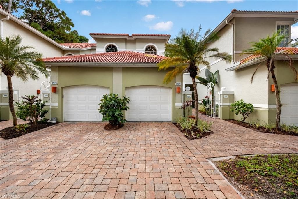 15173 Storrington Pl #e-201, Naples