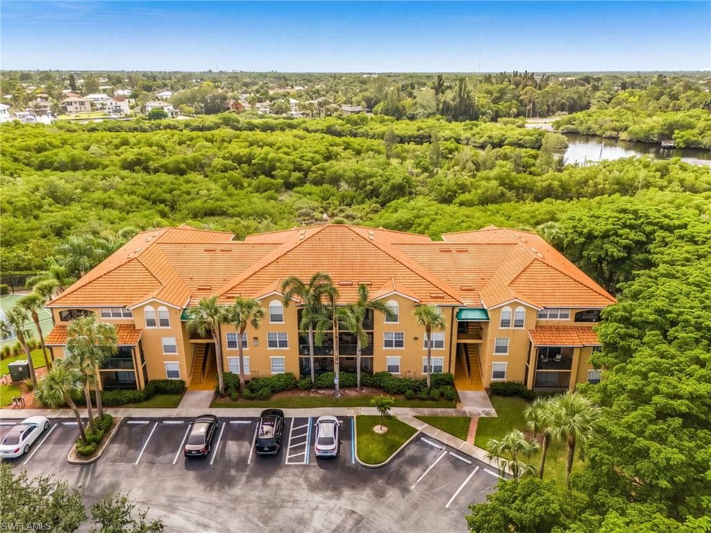 8635 River Homes Ln #2308, Bonita Springs, photo 2