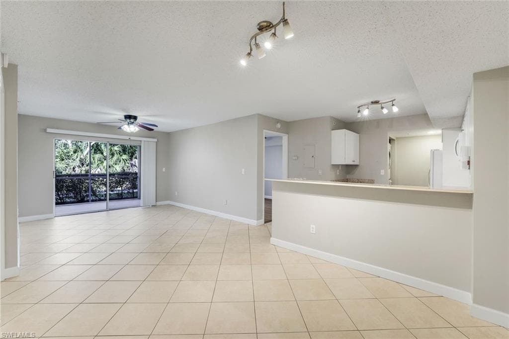 1865 Florida Club Dr #6110, Naples, photo 2