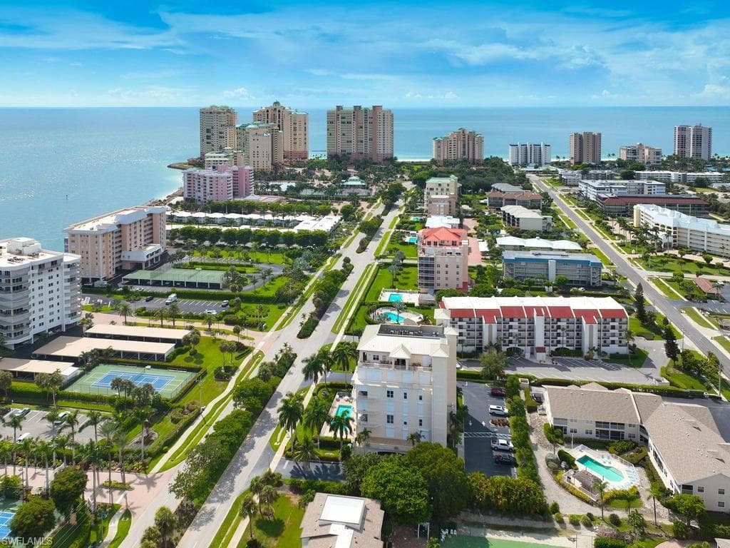 1061 Collier Blvd #ph 1, Marco Island