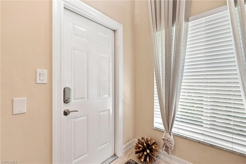 1117 Shady Rest Ln, Naples, photo 3