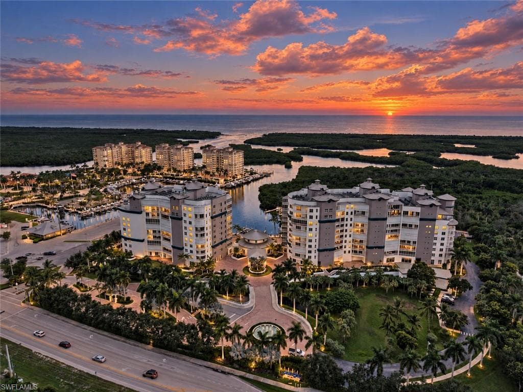13665 Vanderbilt Dr #301, Naples, photo 2