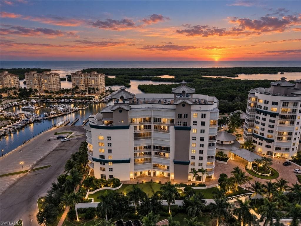 13665 Vanderbilt Dr #301, Naples
