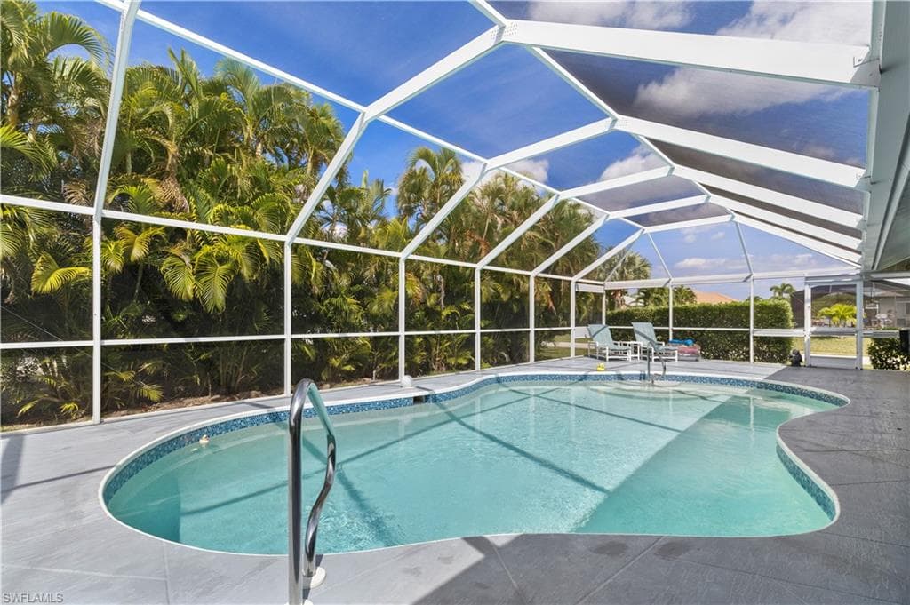 2601 38th Ter, Cape Coral, photo 2
