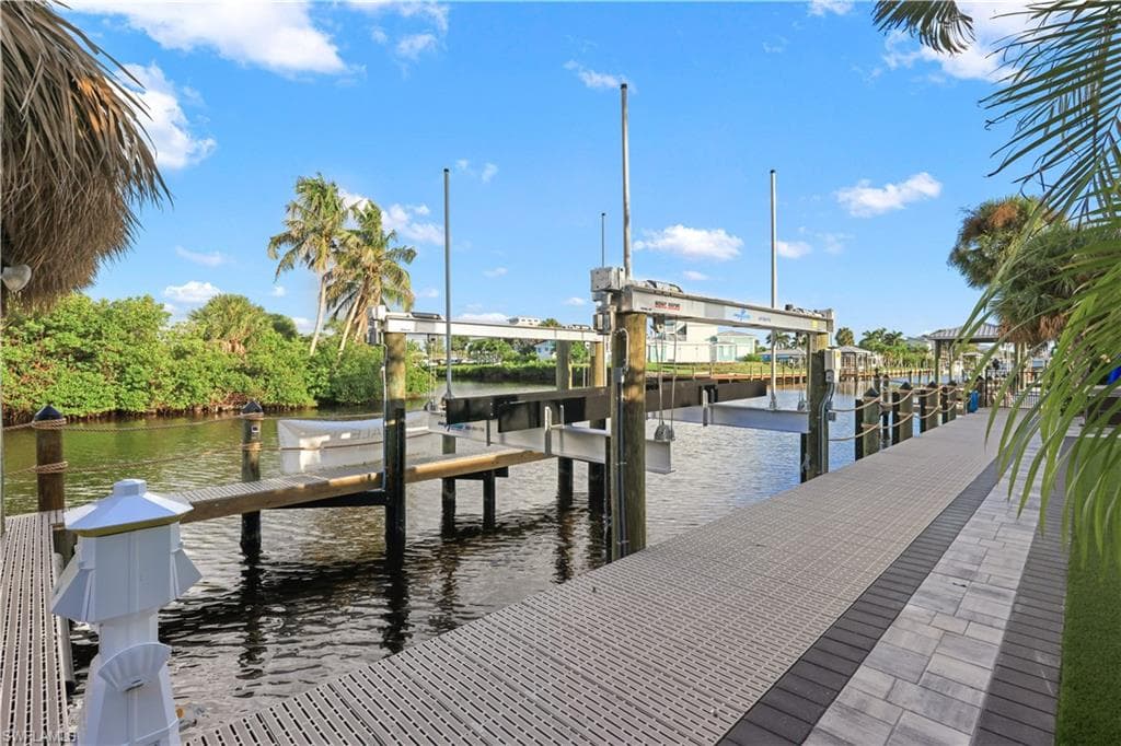 16340 Buccaneer St, Bokeelia, photo 3
