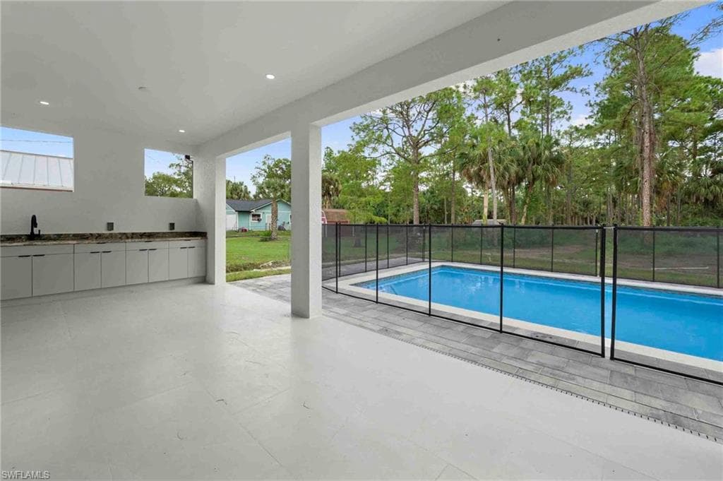 2610 4th St, Naples, photo 3