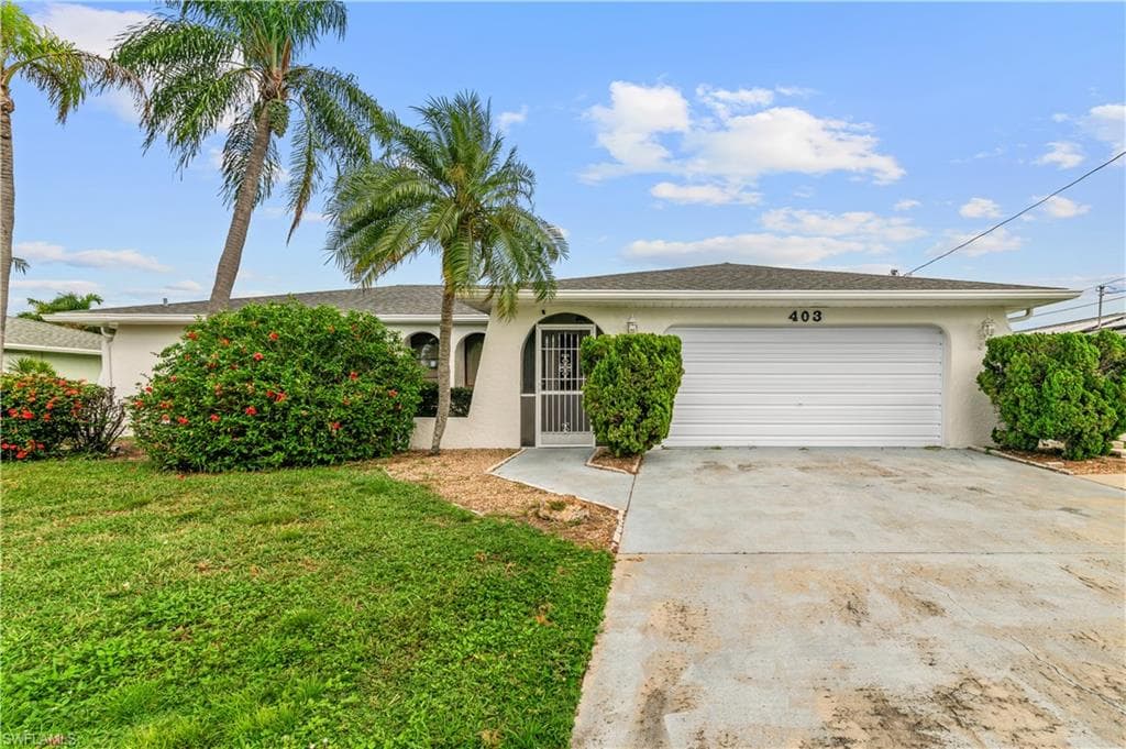 403 33rd Ter, Cape Coral