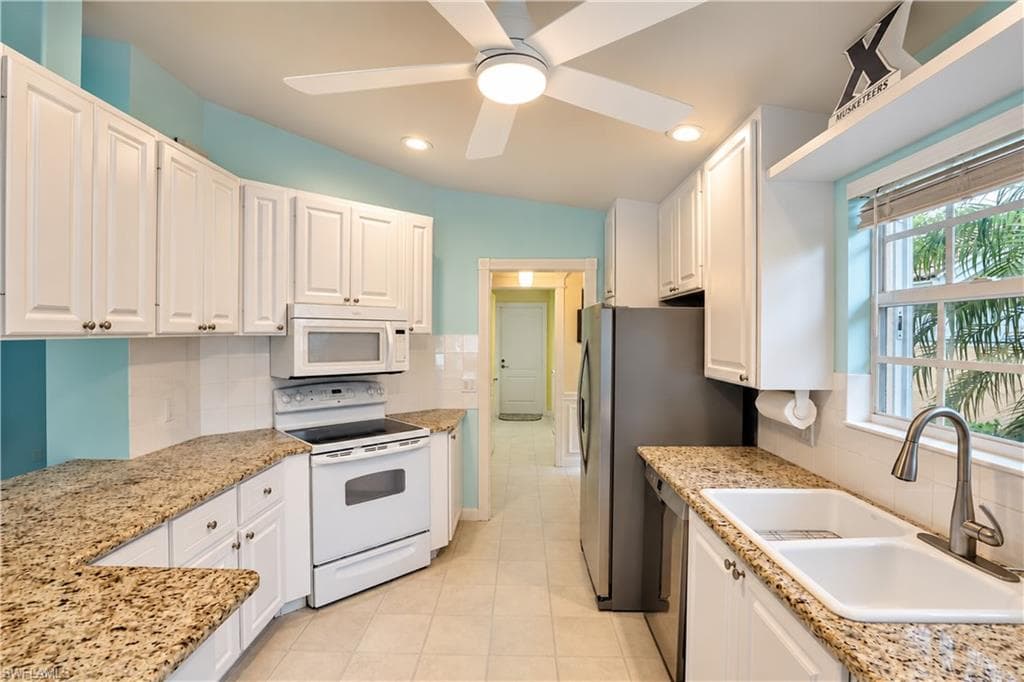 5434 Guadeloupe Way, Naples, photo 3