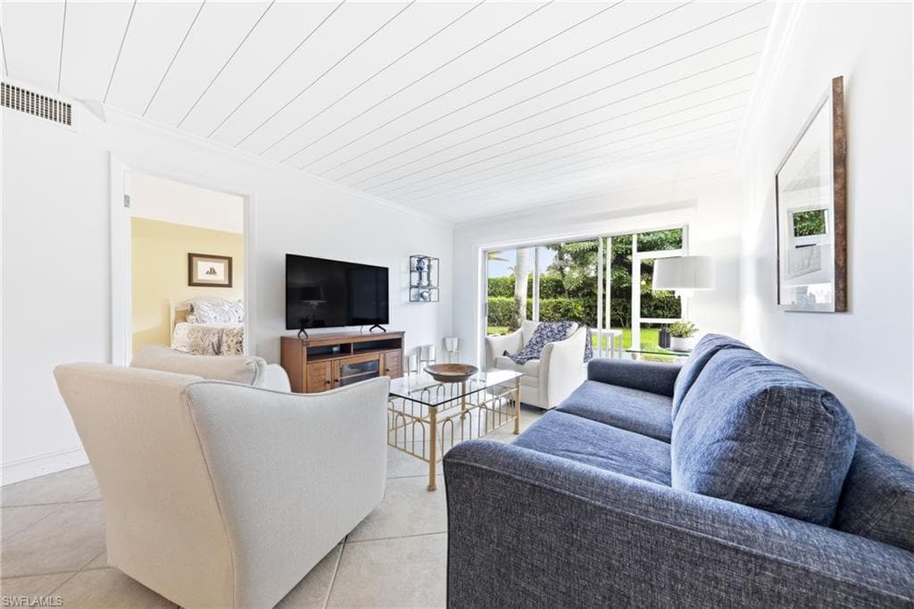 3150 Binnacle Dr #107, Naples, photo 3