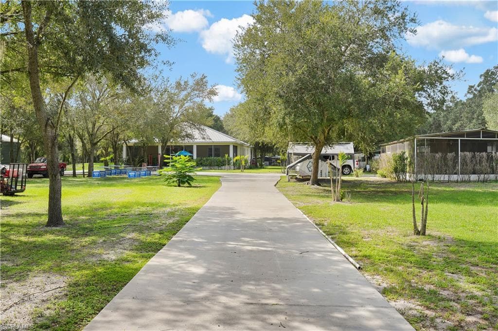 255 C Rd, Labelle, photo 3