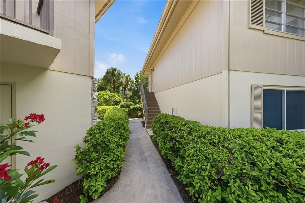 1940 Bald Eagle Dr #206-B, Naples, photo 3