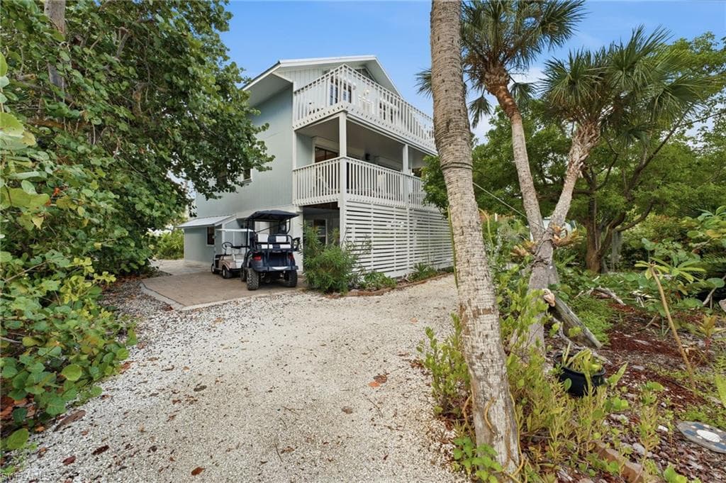 201 White Pelican Dr, Upper Captiva