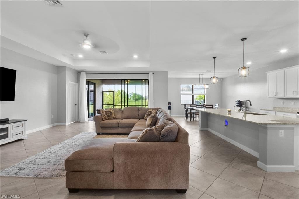 11387 Canopy Loop, Fort Myers, photo 2