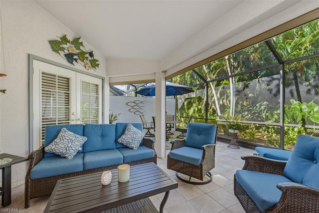 27120 Kindlewood Ln, Bonita Springs, photo 2