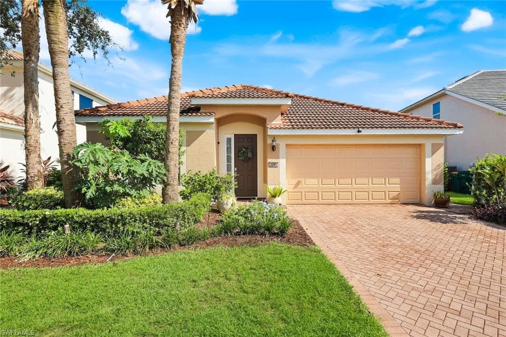 2095 Sagebrush Cir, Naples, photo 2