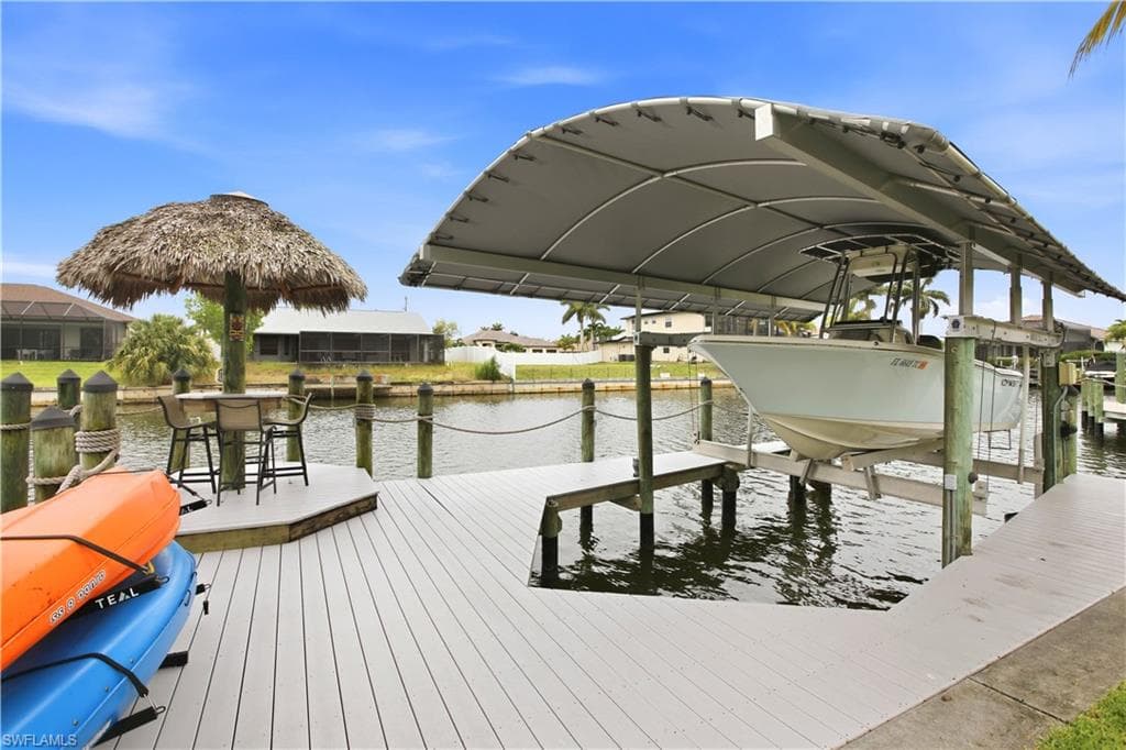 2400 39th Ter, Cape Coral, photo 2