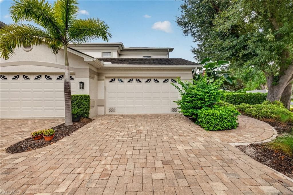 5015 Marina Cove Dr #203, Naples, photo 2