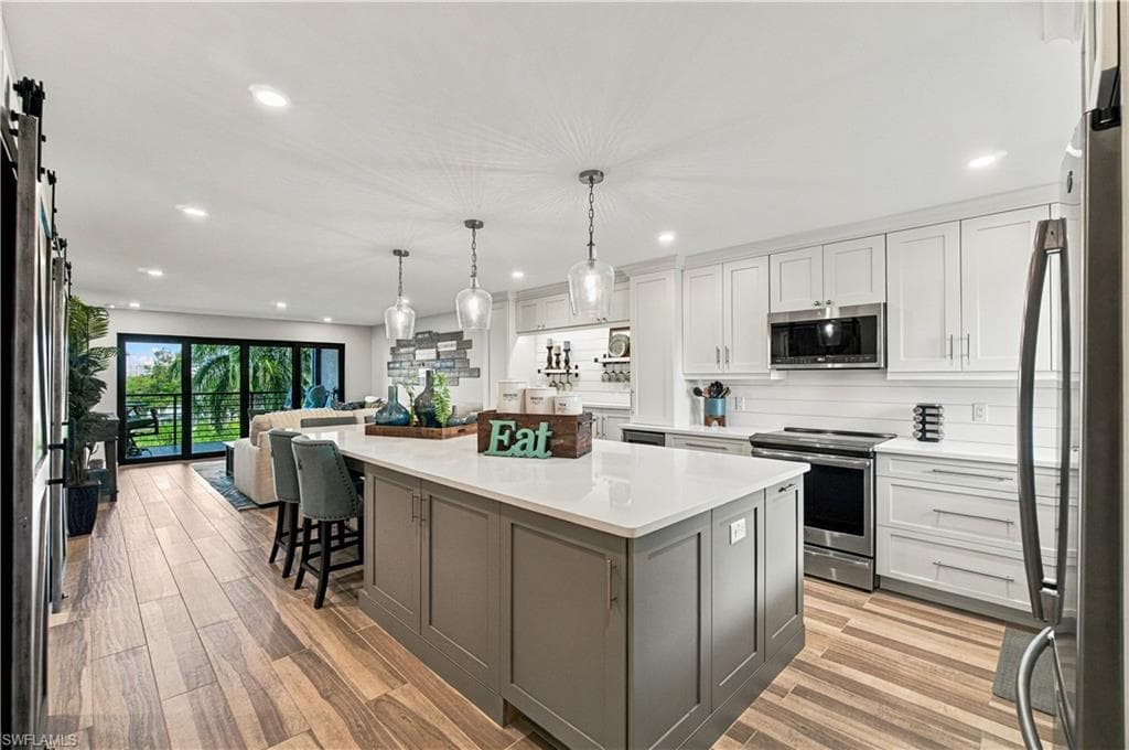 226 3rd St #215, Bonita Springs, photo 3