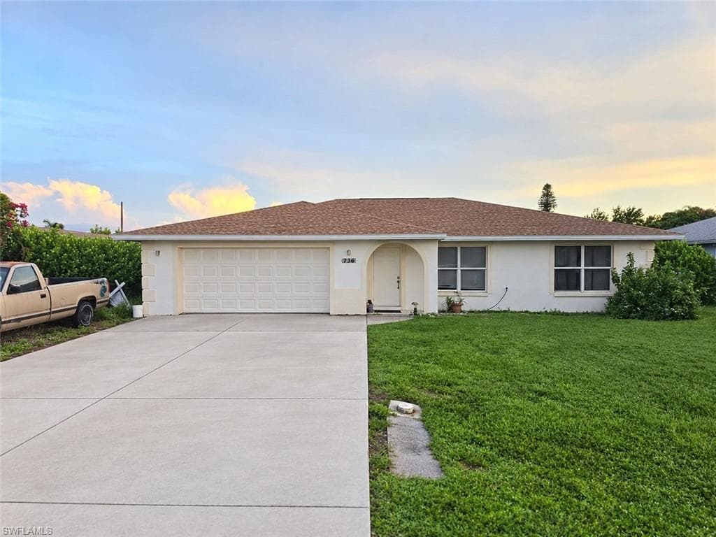 736 96th Ave, Naples