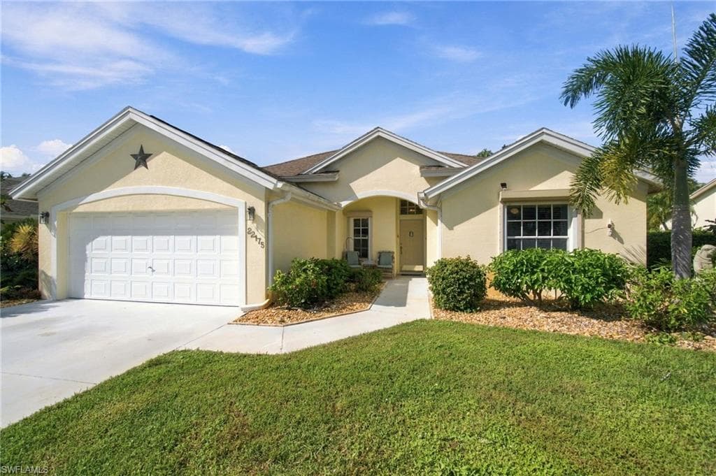 22175 Seashore Cir, Estero, photo 3