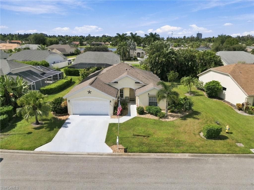 22175 Seashore Cir, Estero
