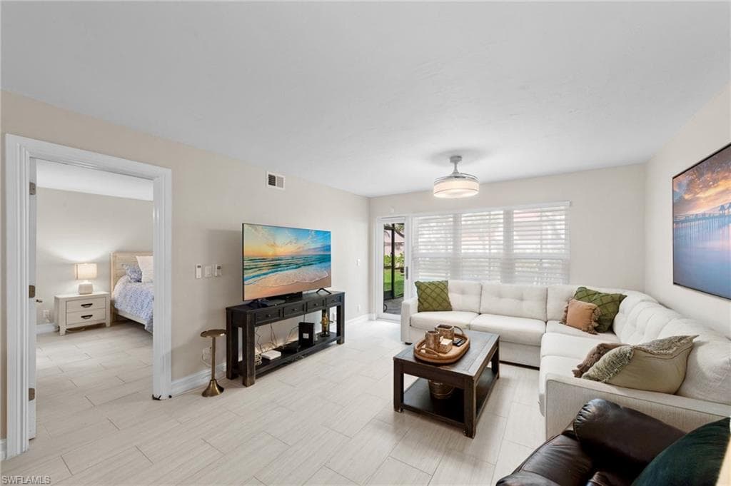 3400 Frosty Way #5, Naples, photo 2