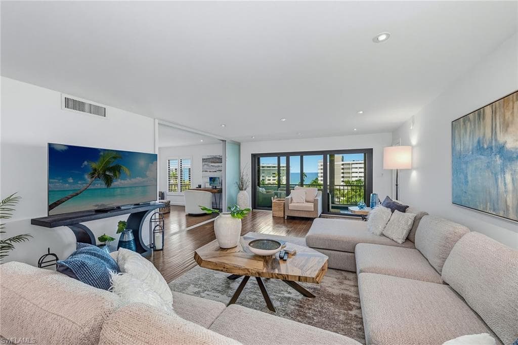 3430 Gulf Shore Blvd #6j, Naples, photo 3