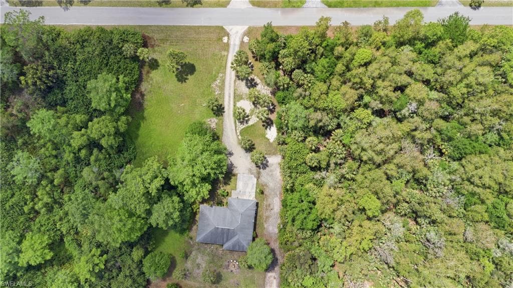 5681 Bur Oaks Ln, Naples