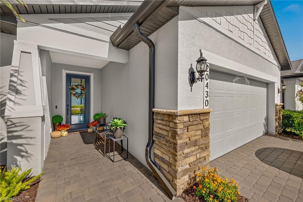 20430 Pebble Glen Dr, Estero, photo 2